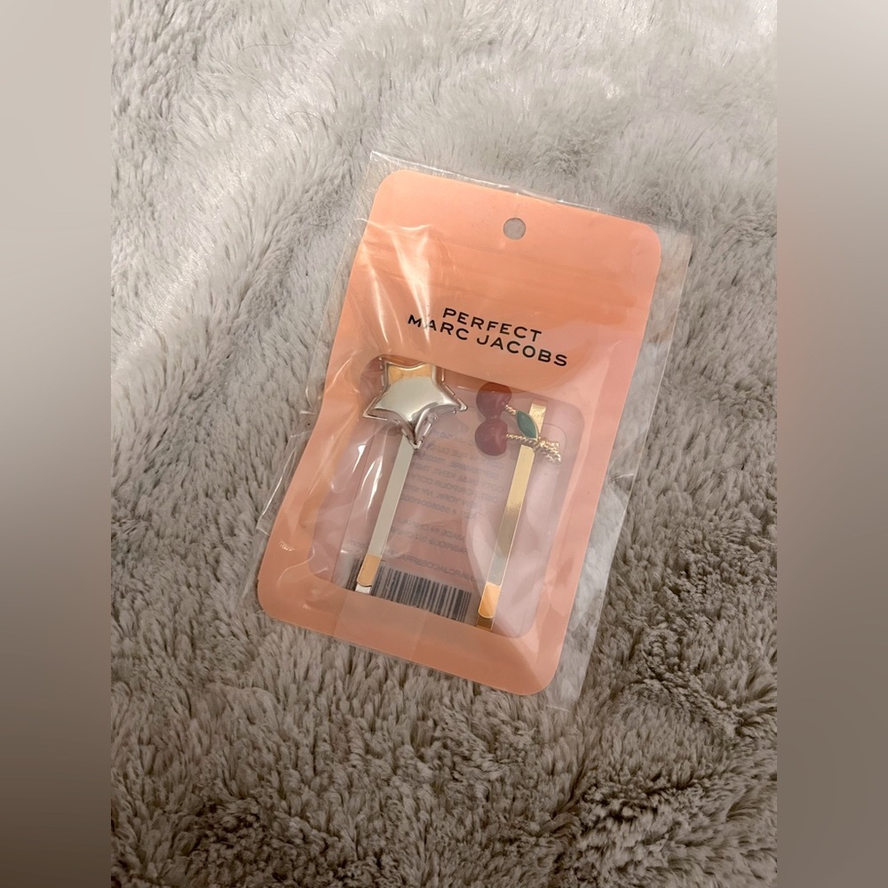 ADD ON ITEM - Marc Jacobs Hair Pin Set